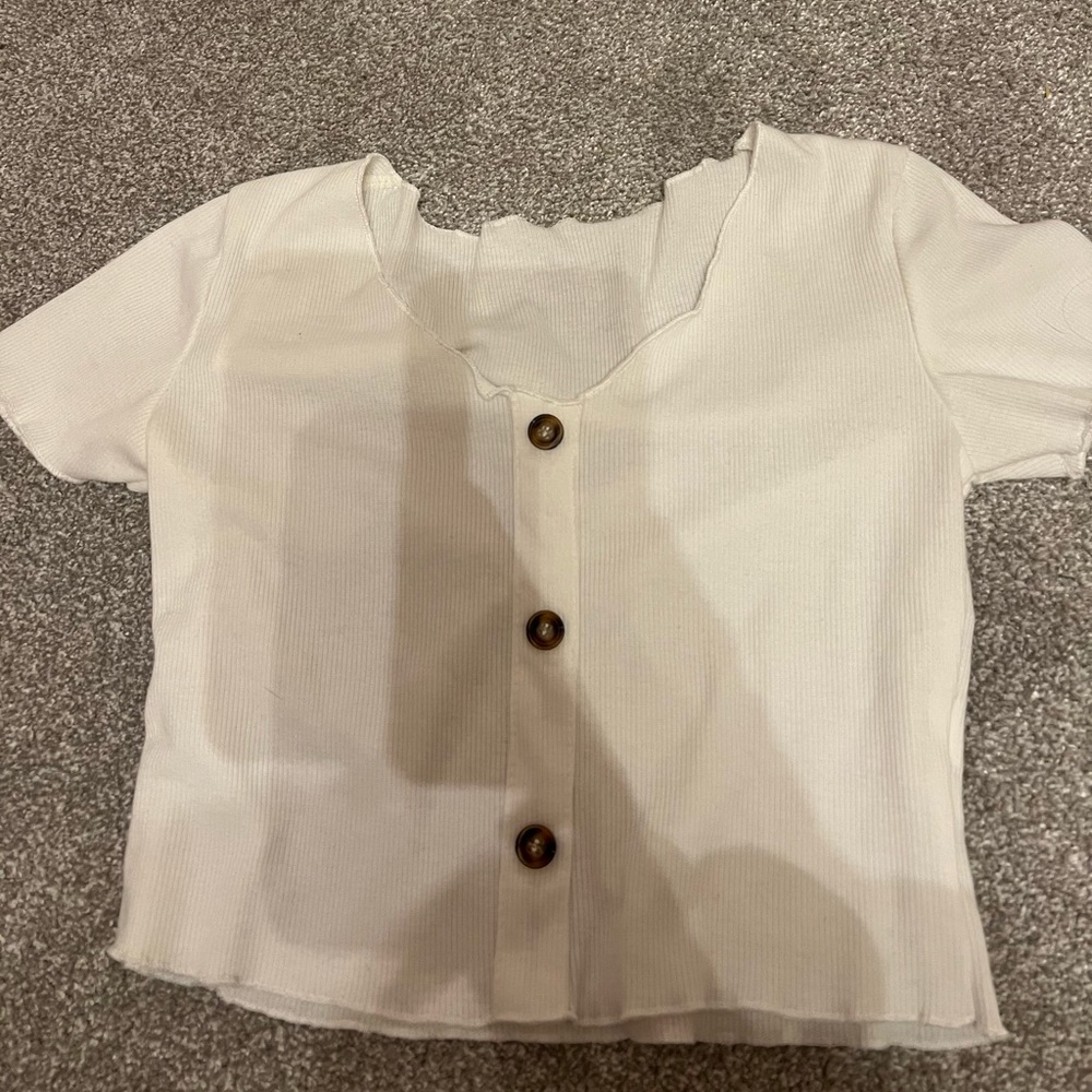 white button crop top